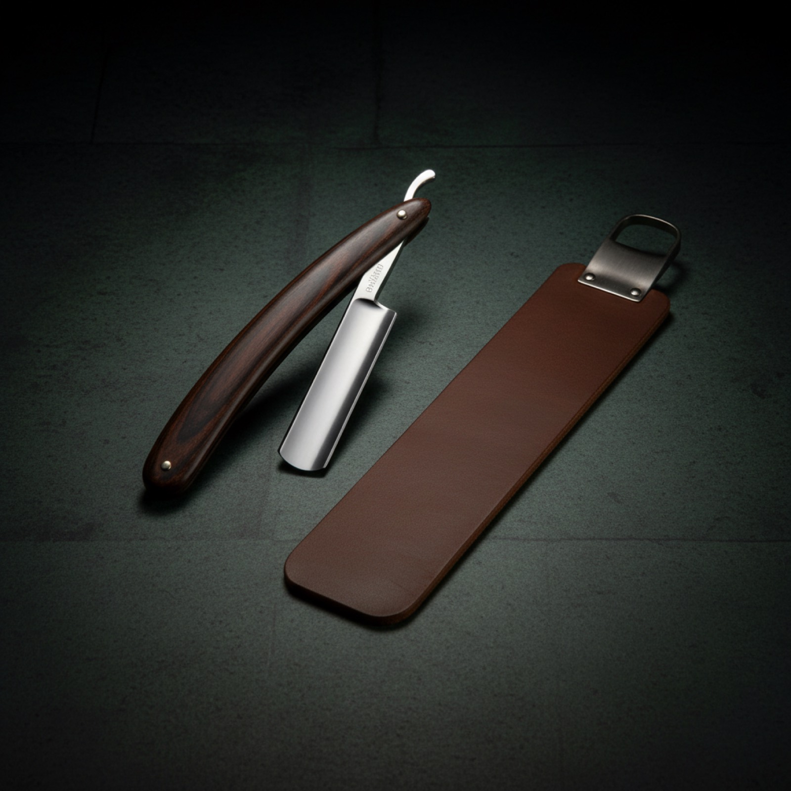 Rasoir de barbier & cuir