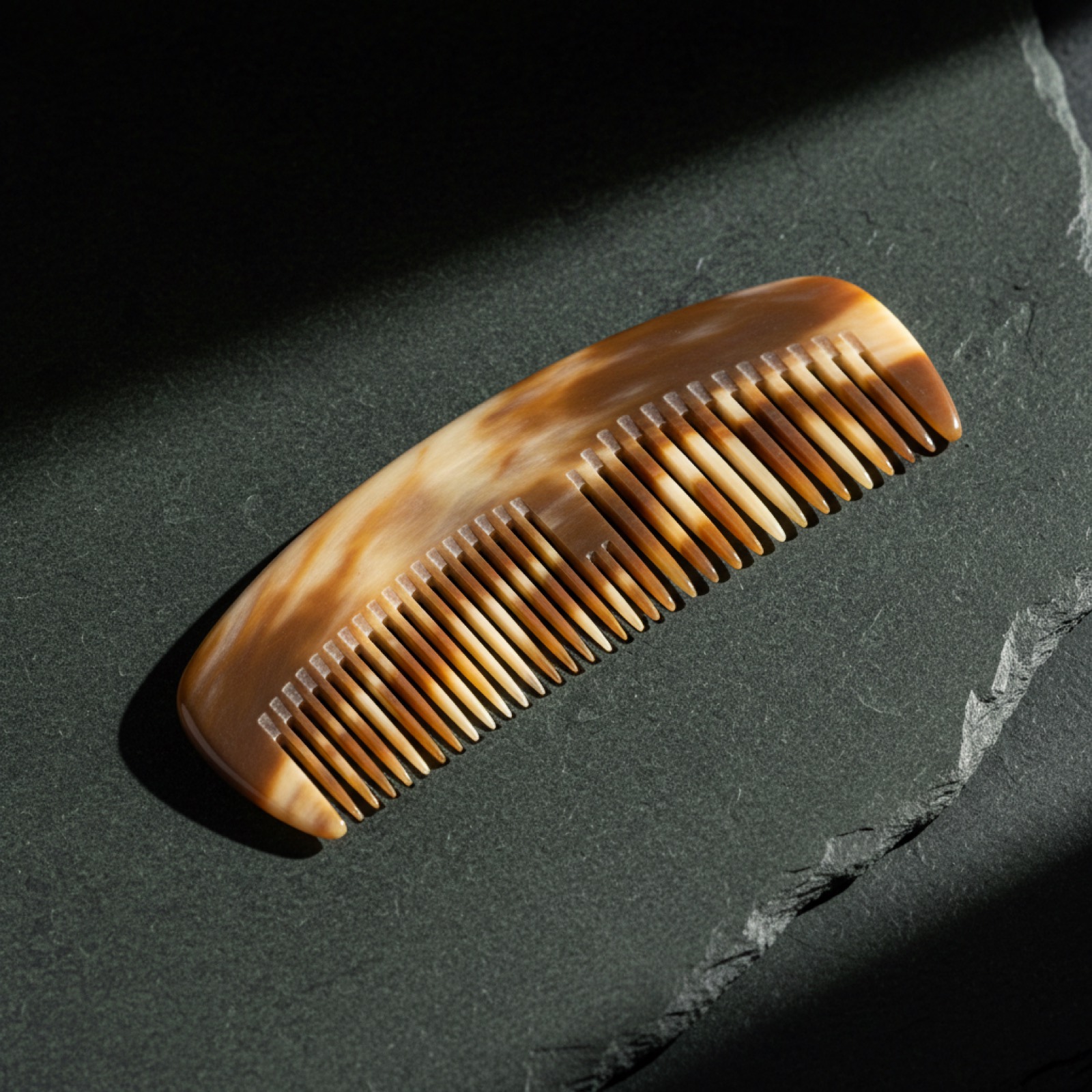 Peigne à barbe corne véritable